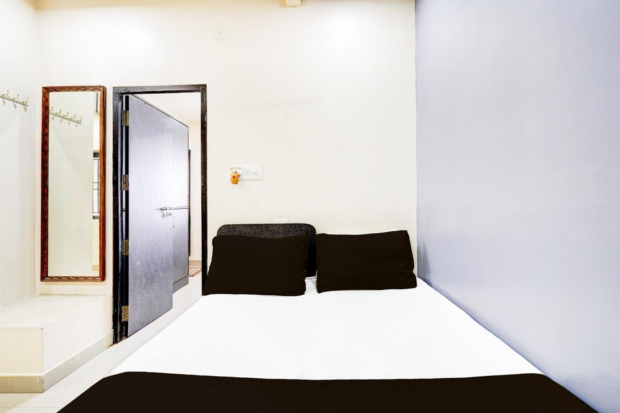Nagananda Residency Hotel บังกาลอร์ ภายนอก รูปภาพ